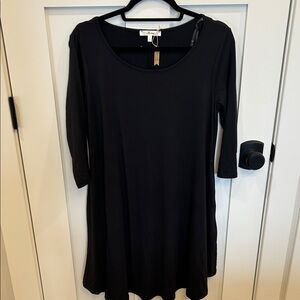 (NWT) Black Scoop Neck Dress- Small